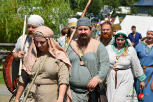 XIII Karpacki Festiwal Archeologiczny DWA OBLICZA Trzcinica 2025