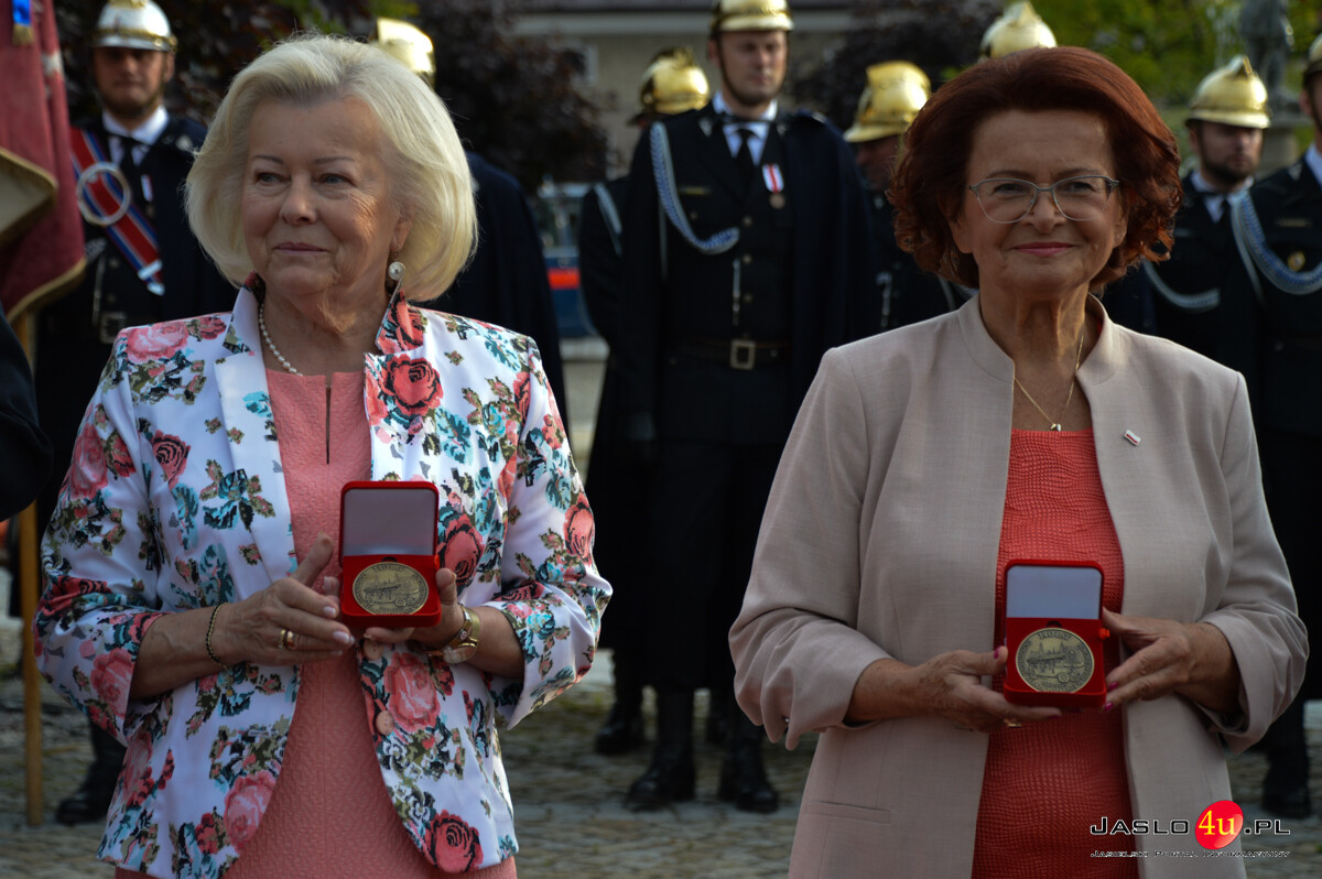 140 lat służbyOSP Kołaczyce i 20 lat Kompanii Honorowej cz1
