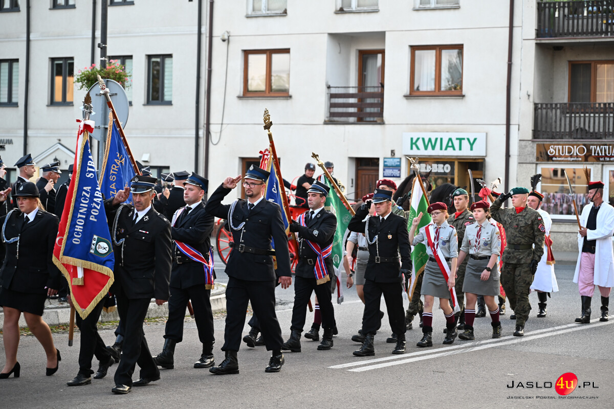 140 lat służbyOSP Kołaczyce i 20 lat Kompanii Honorowej cz2