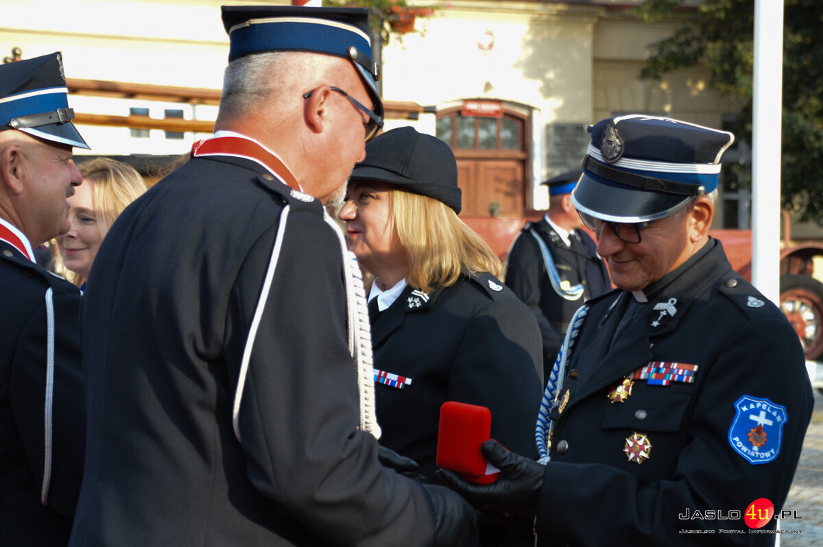 140 lat służbyOSP Kołaczyce i 20 lat Kompanii Honorowej cz2