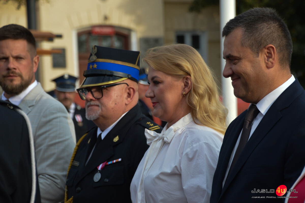 140 lat służbyOSP Kołaczyce i 20 lat Kompanii Honorowej cz2
