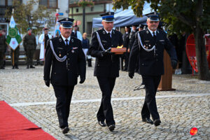 140 lat służbyOSP Kołaczyce i 20 lat Kompanii Honorowej cz2