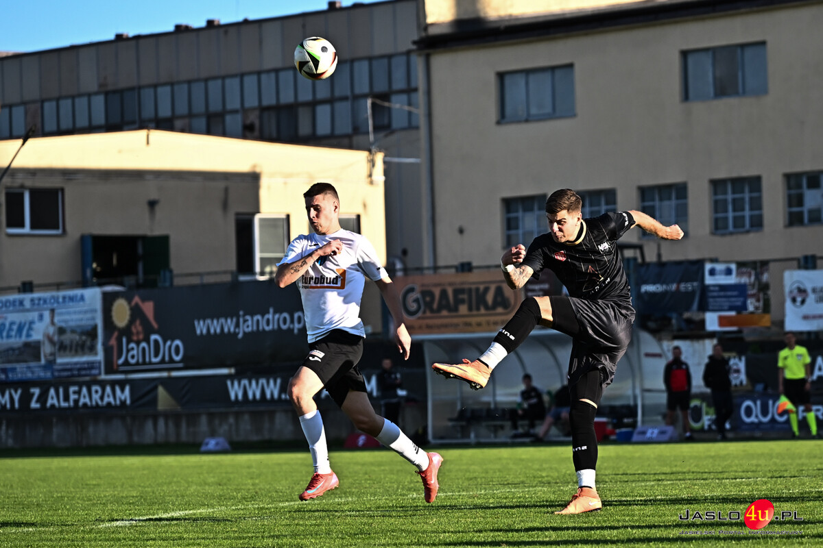 JKS Czarni Jasło -  JKS Jarosław 1:4