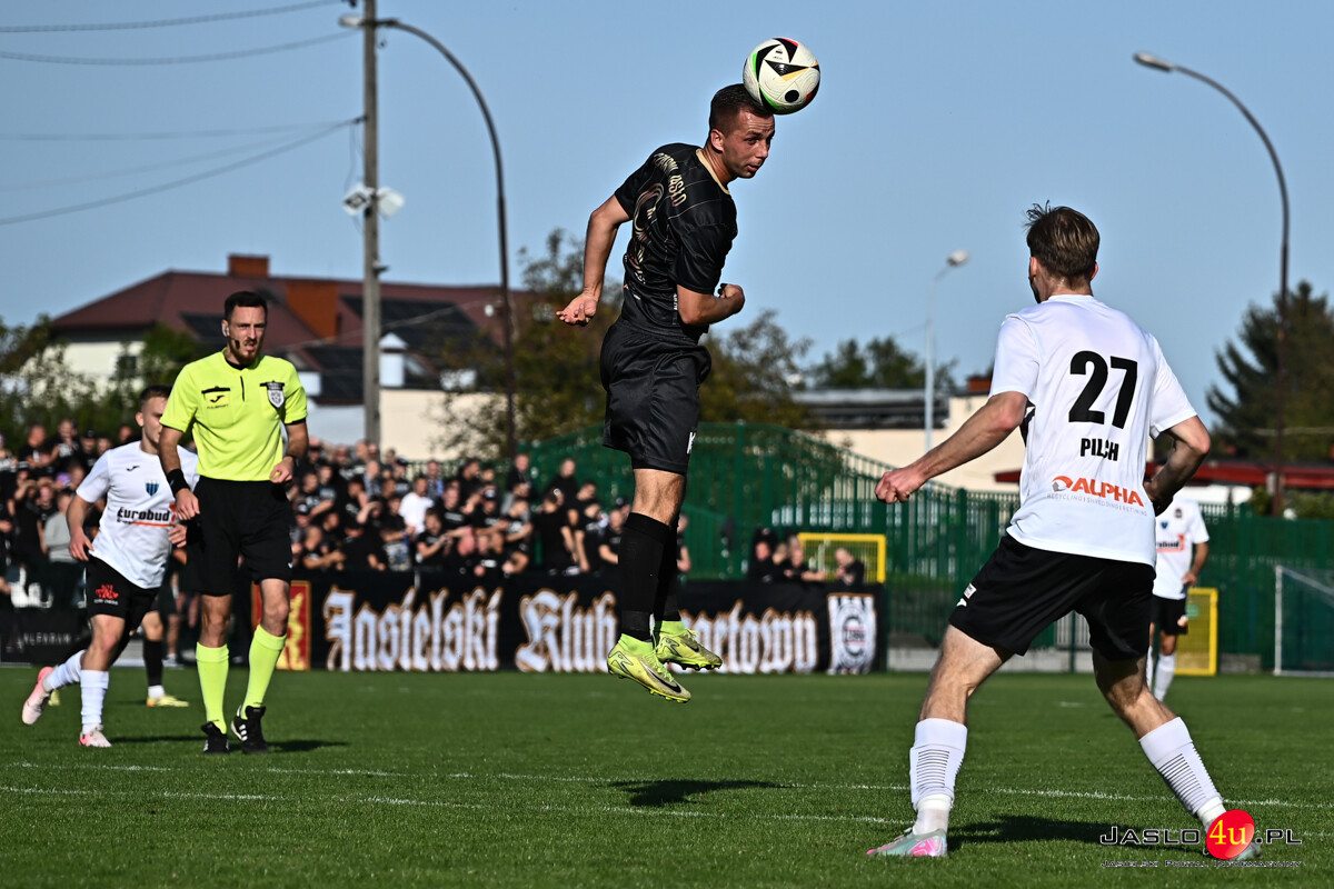 JKS Czarni Jasło -  JKS Jarosław 1:4
