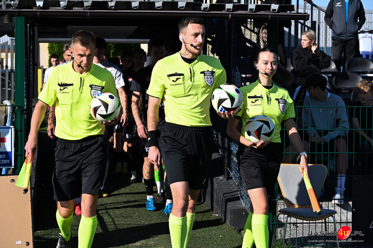 JKS Czarni Jasło -  JKS Jarosław 1:4