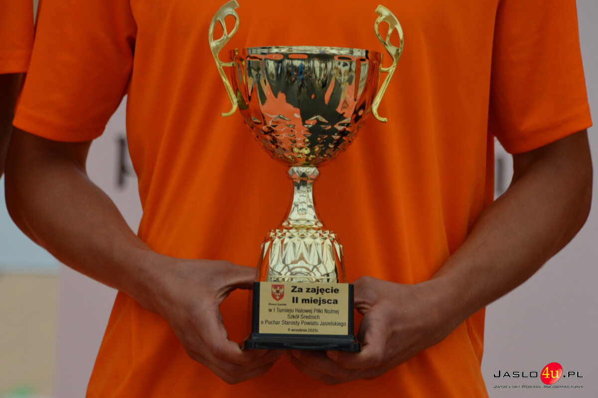 Otwarcie hali sportowej w Trzcinicy