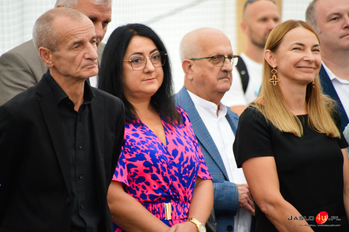 Otwarcie hali sportowej w Trzcinicy