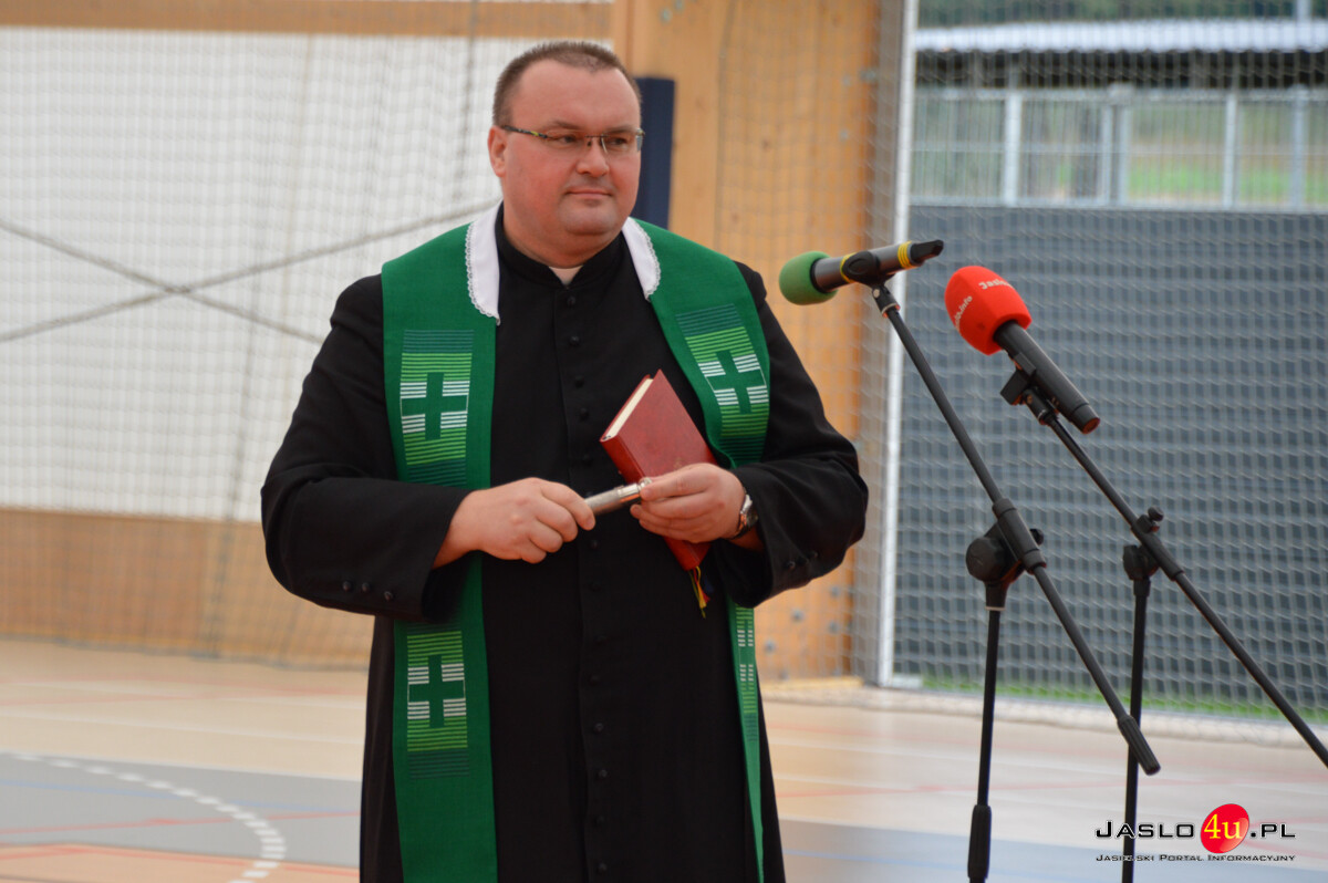 Otwarcie hali sportowej w Trzcinicy