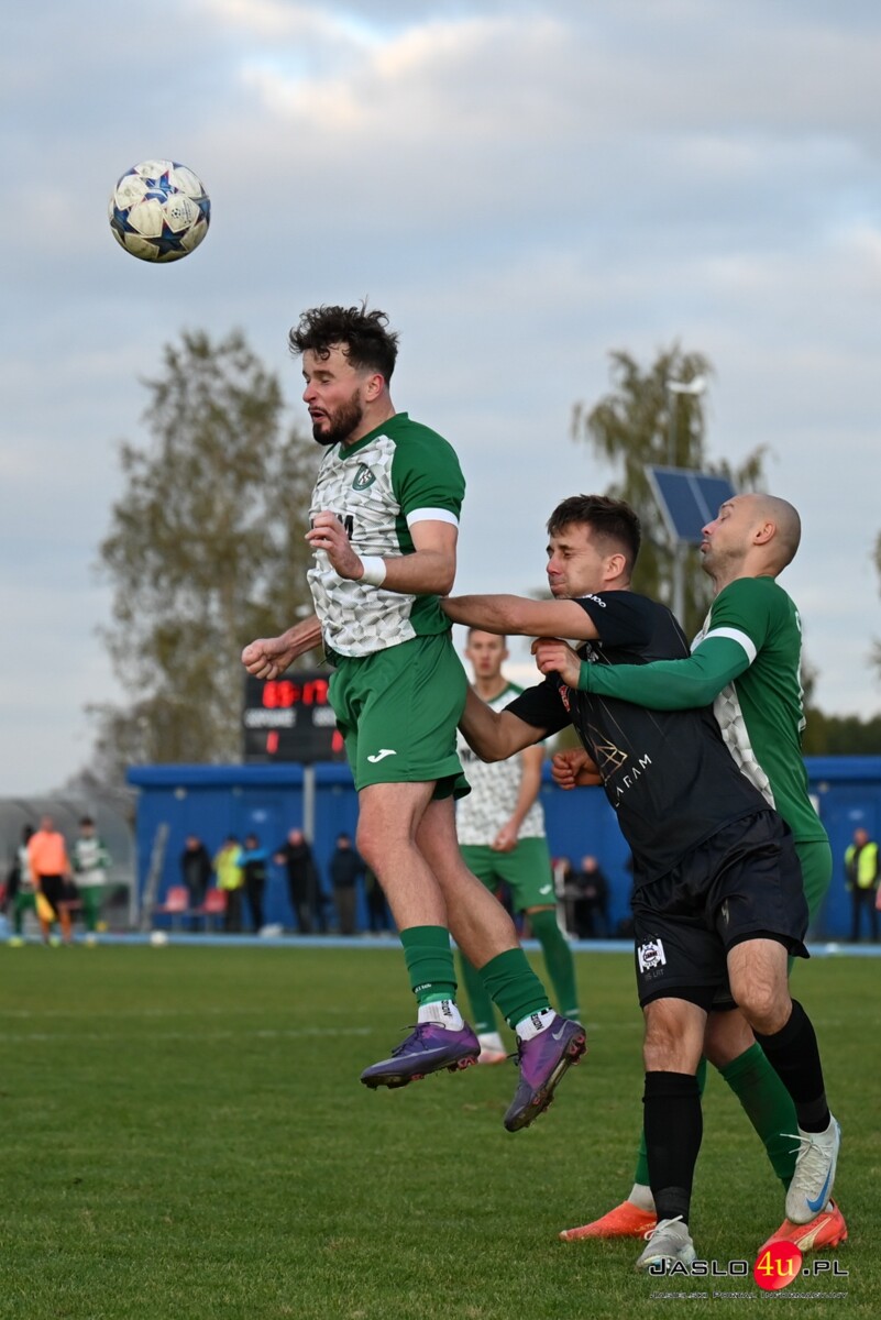 LKS Czeluśnica - Czarni Jasło 1:2