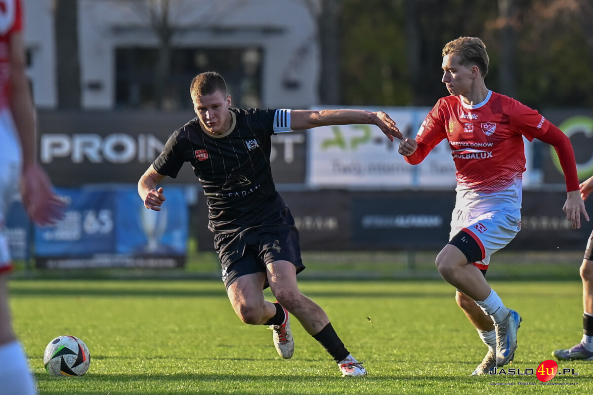 JKS Czarni 1910 Jasło - KS Wiązownica 0-2