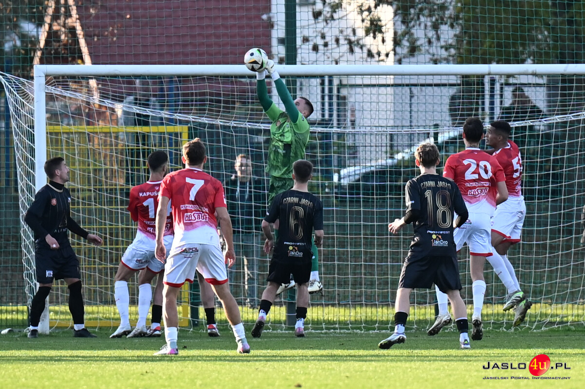 JKS Czarni 1910 Jasło - KS Wiązownica 0-2