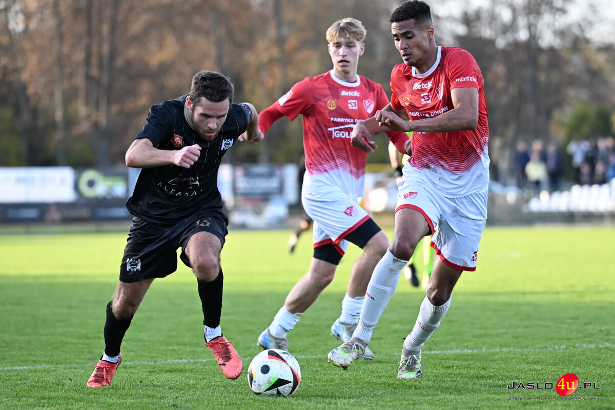 JKS Czarni 1910 Jasło - KS Wiązownica 0-2