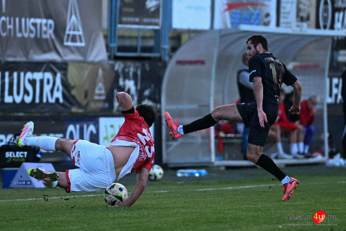 JKS Czarni 1910 Jasło - KS Wiązownica 0-2