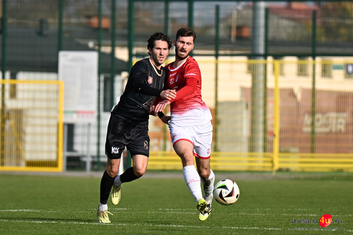 JKS Czarni 1910 Jasło - KS Wiązownica 0-2