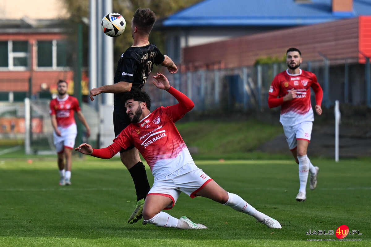 JKS Czarni 1910 Jasło - KS Wiązownica 0-2