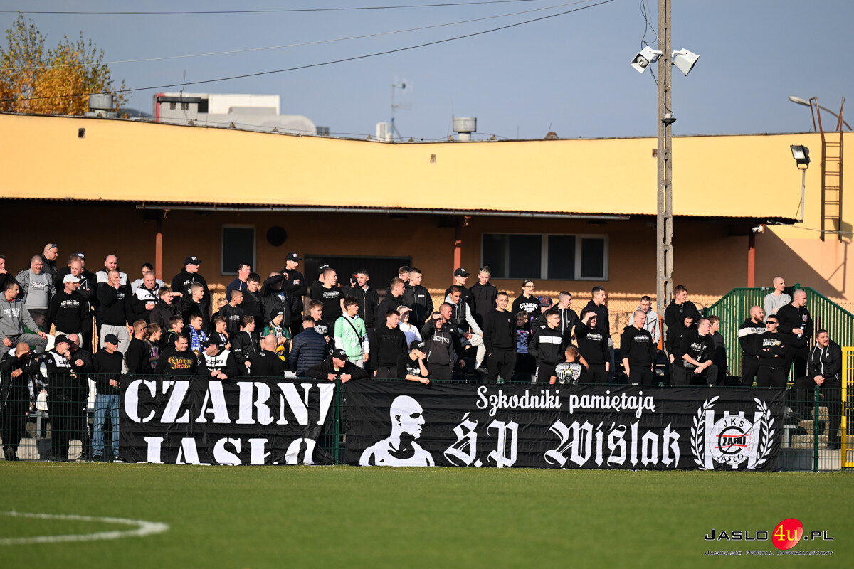 JKS Czarni 1910 Jasło - KS Wiązownica 0-2
