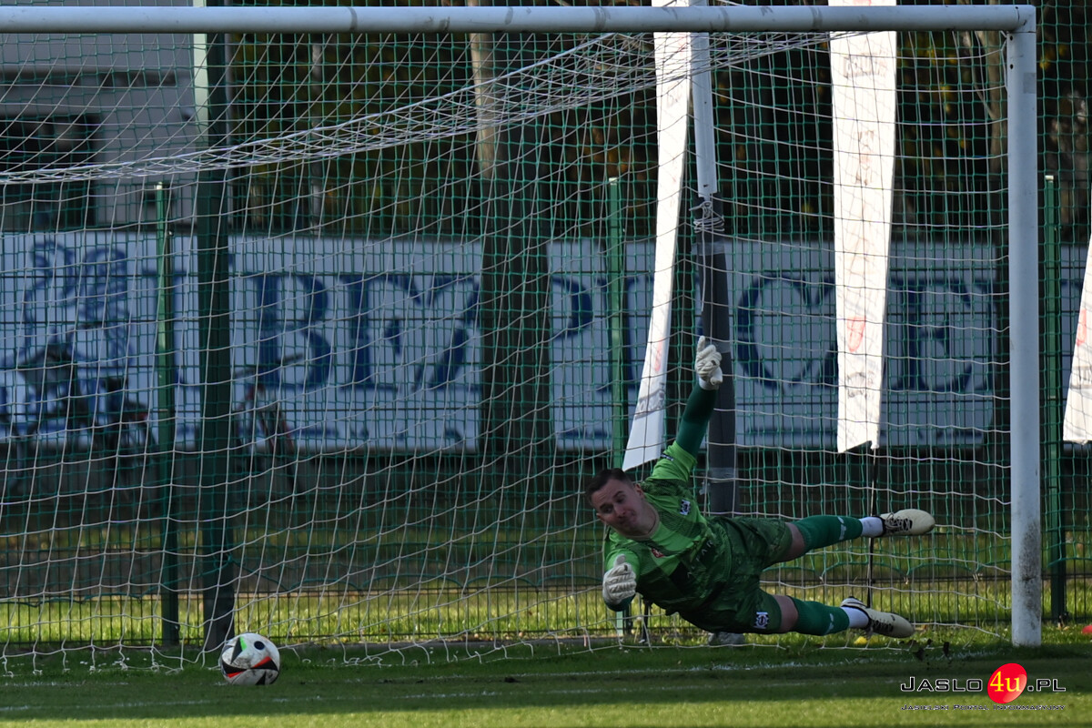 JKS Czarni 1910 Jasło - KS Wiązownica 0-2