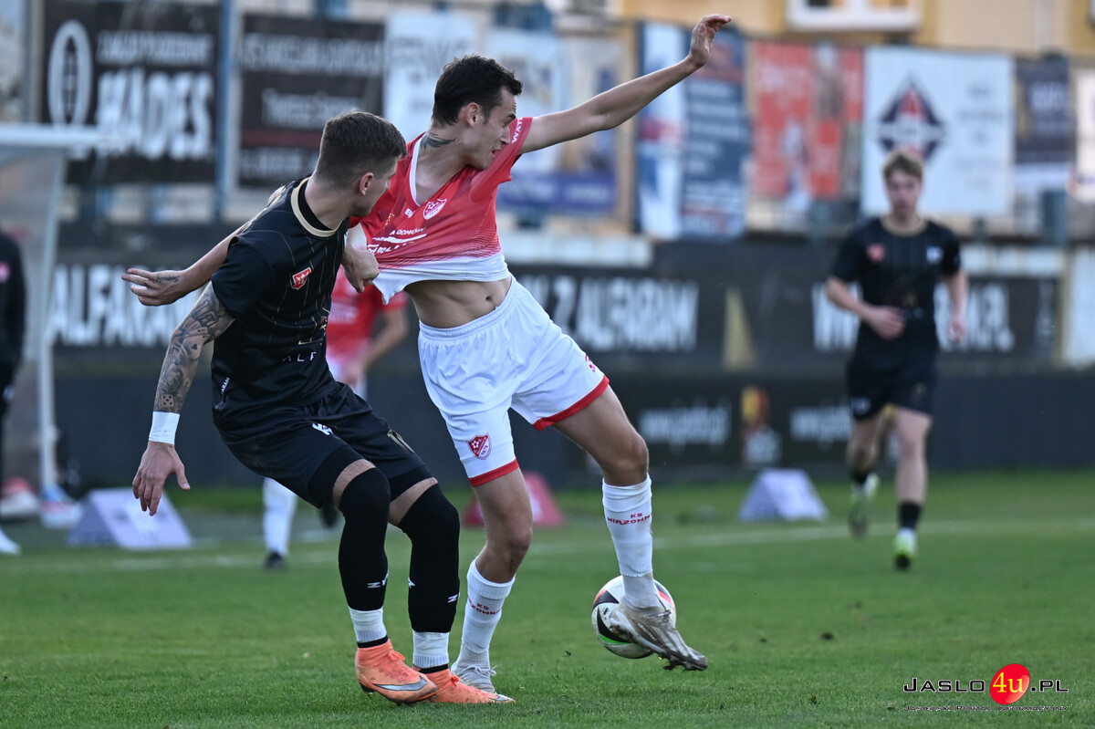 JKS Czarni 1910 Jasło - KS Wiązownica 0-2