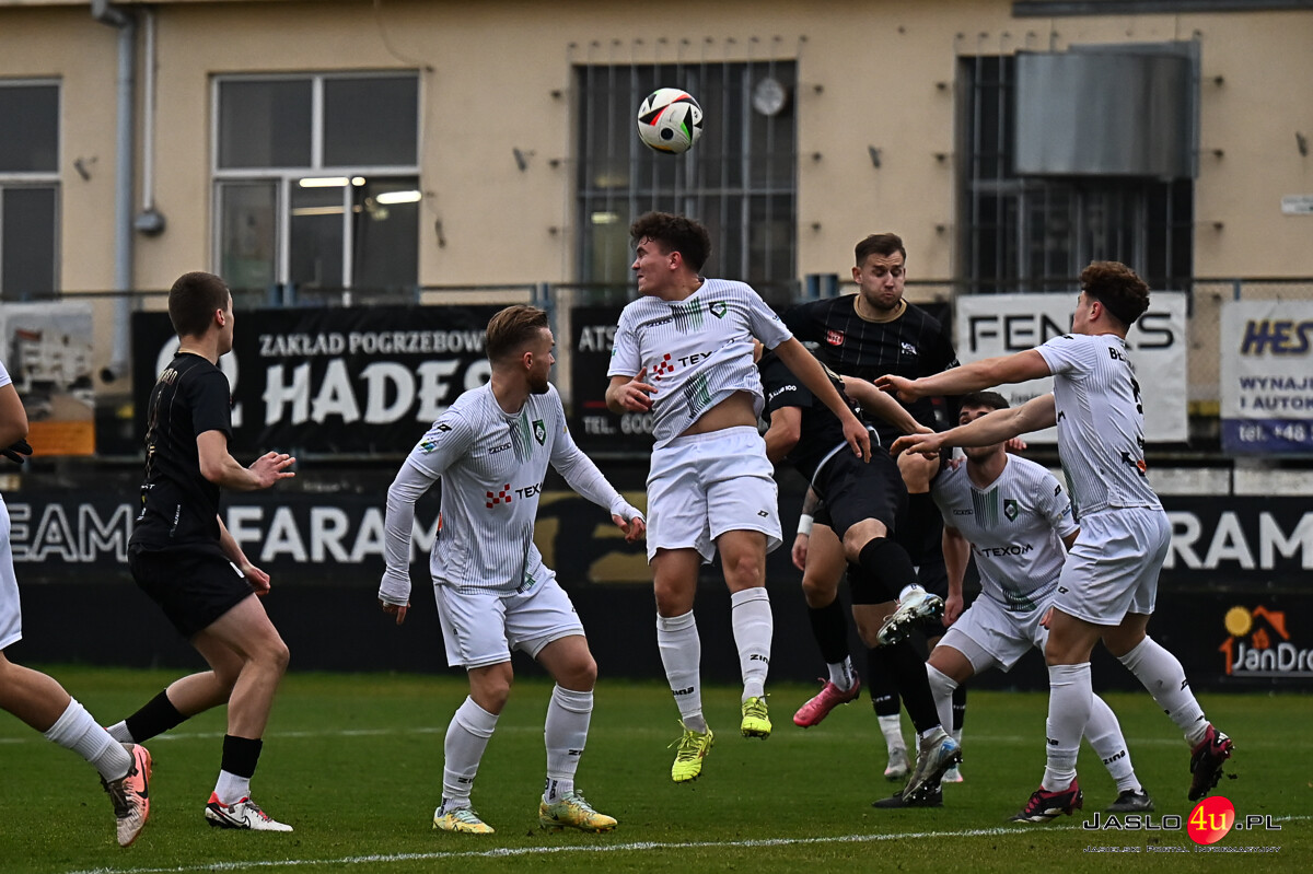 JKS Czarni Jasło - Błażowianka Błażowa 4:1