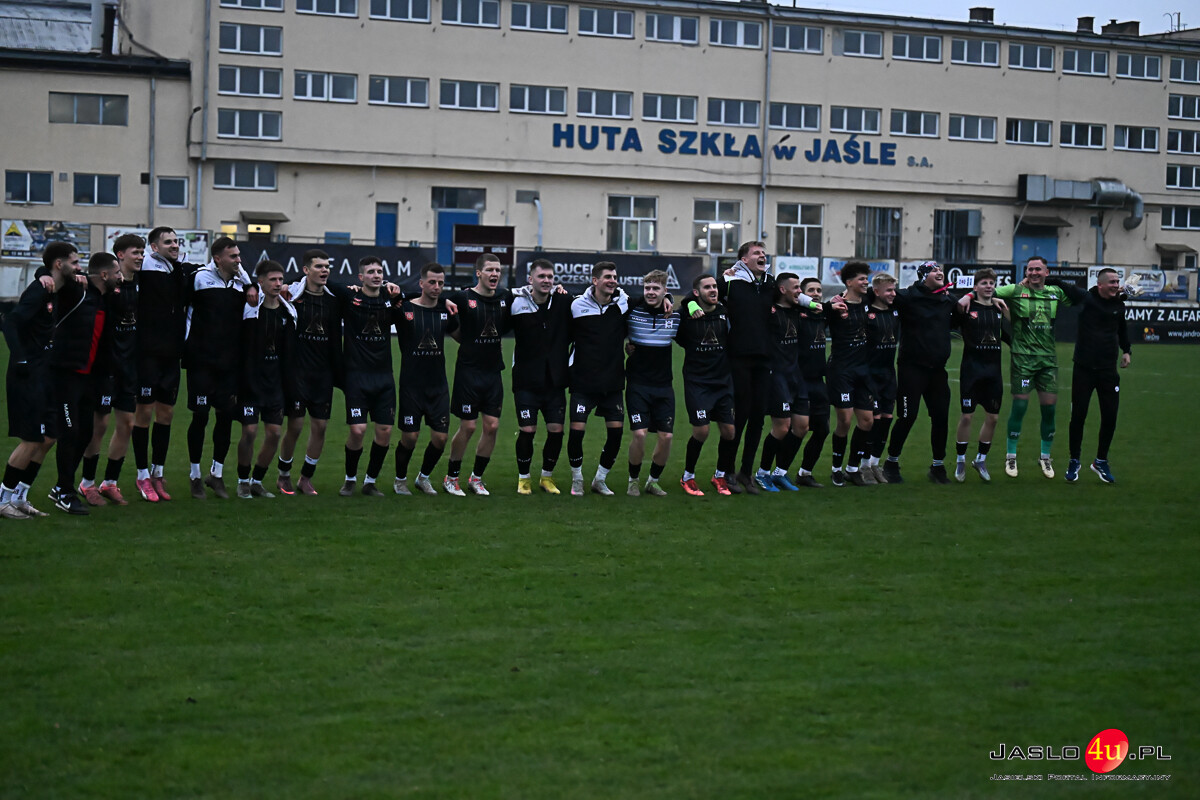 JKS Czarni Jasło - Błażowianka Błażowa 4:1