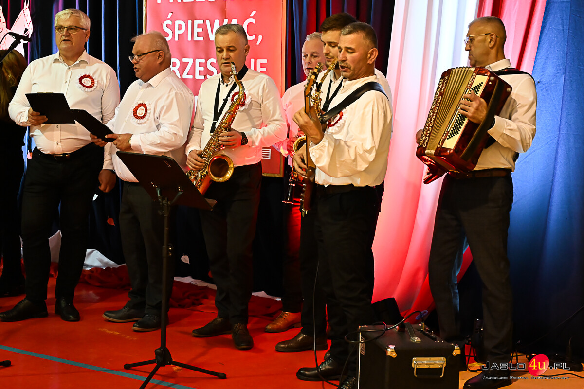 Przegląd Pieśni i Piosenek Patriotycznych w Kołaczycach