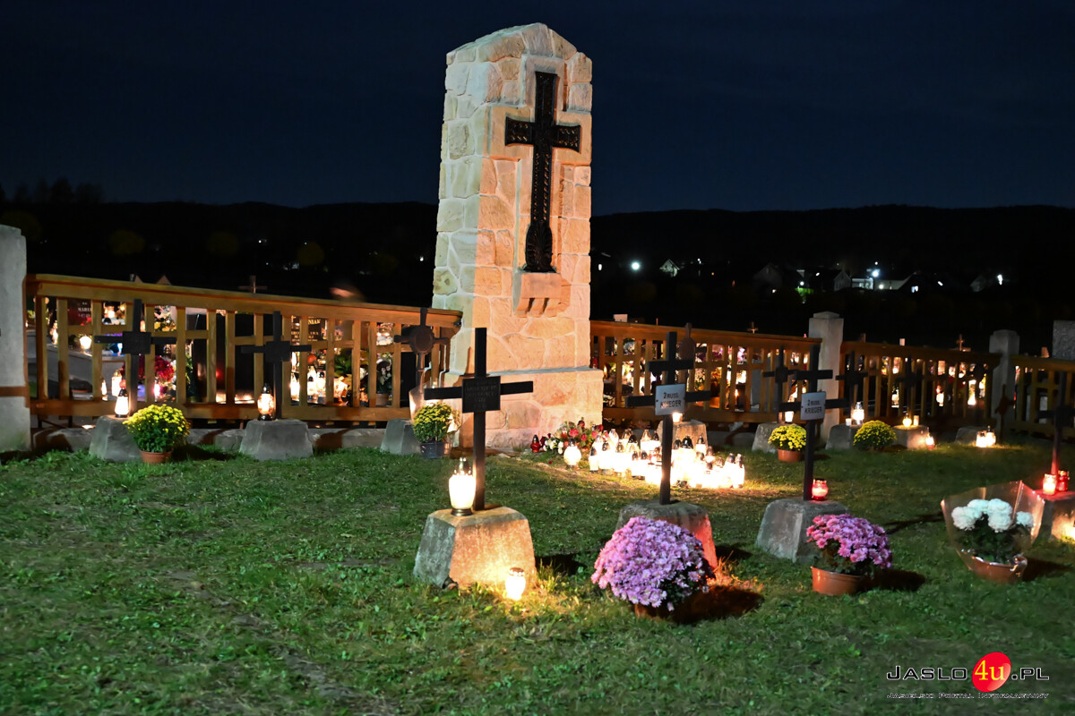 Wszystkich Świętych 2025 - Jasło nocą
