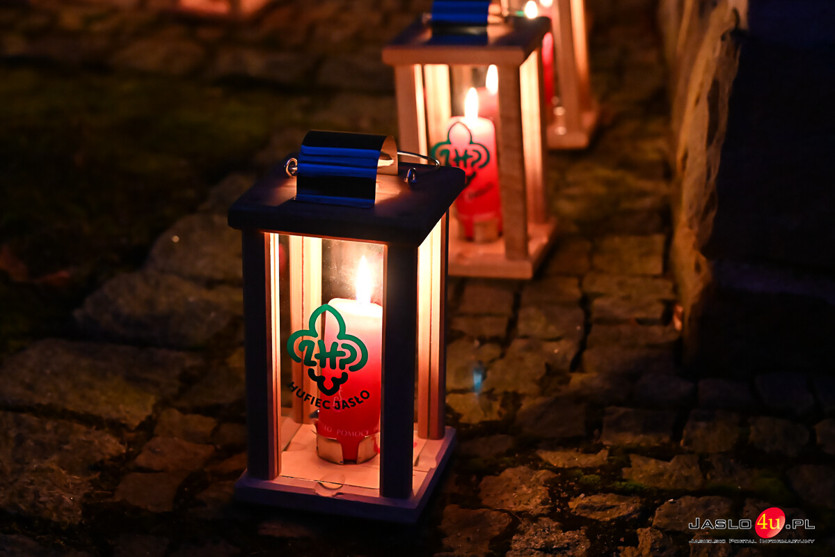 Przekazanie Światełka Betlejemskiego Jasło 2025