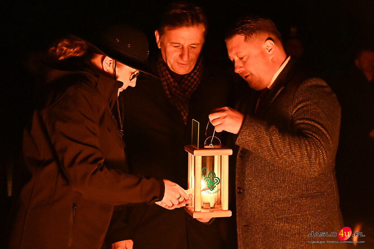 Przekazanie Światełka Betlejemskiego Jasło 2025