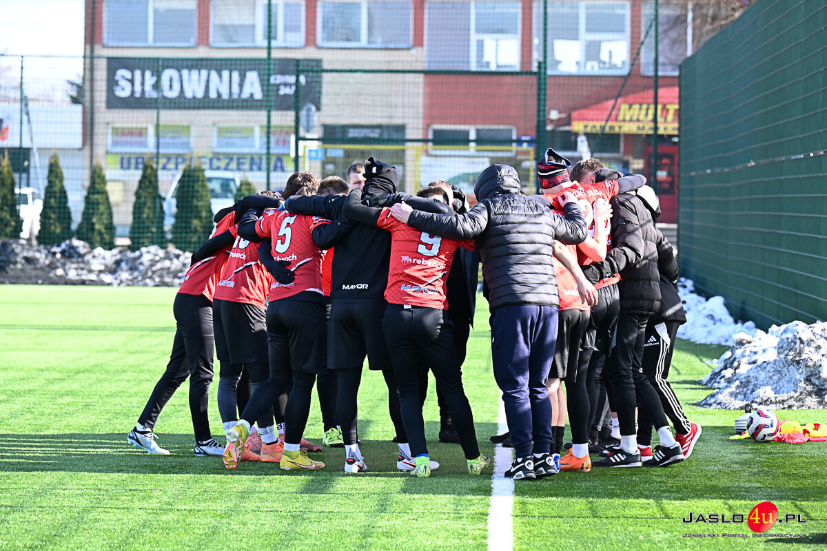 Sparing JKS Czarni 1910 Jasło - Reslogistic Błażowianka Błażowa 1:1