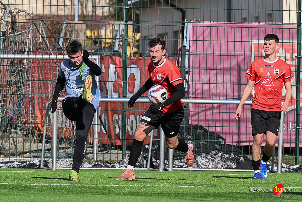 Sparing JKS Czarni 1910 Jasło - Reslogistic Błażowianka Błażowa 1:1