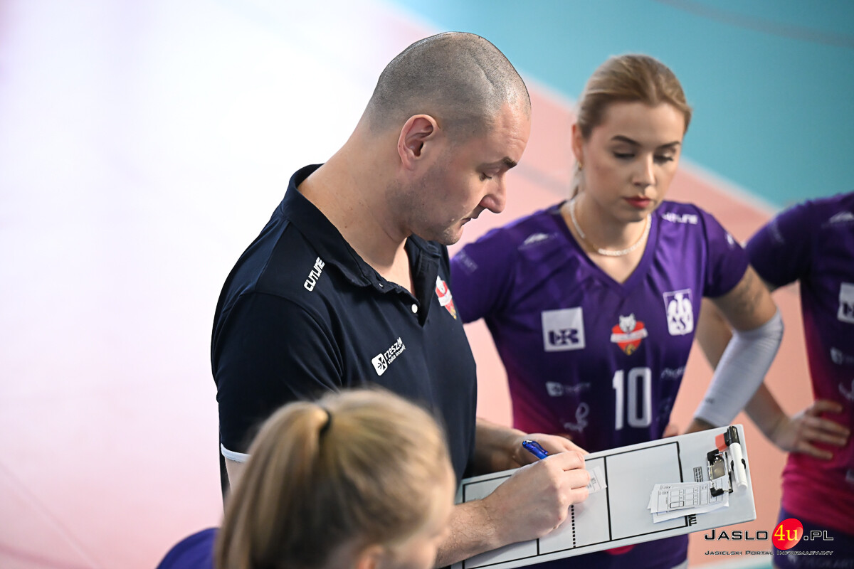 UKS MOSiR Jasło - AZS UR Developres II Rzeszów 2:3