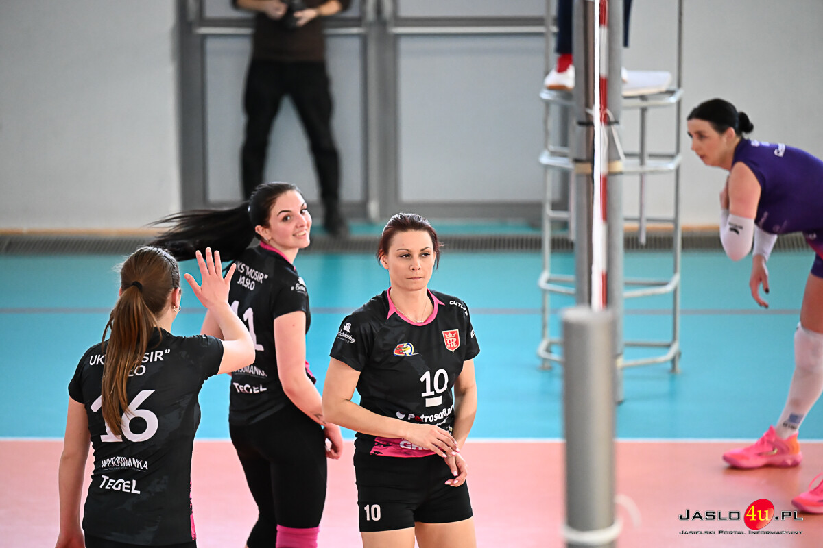 UKS MOSiR Jasło - AZS UR Developres II Rzeszów 2:3