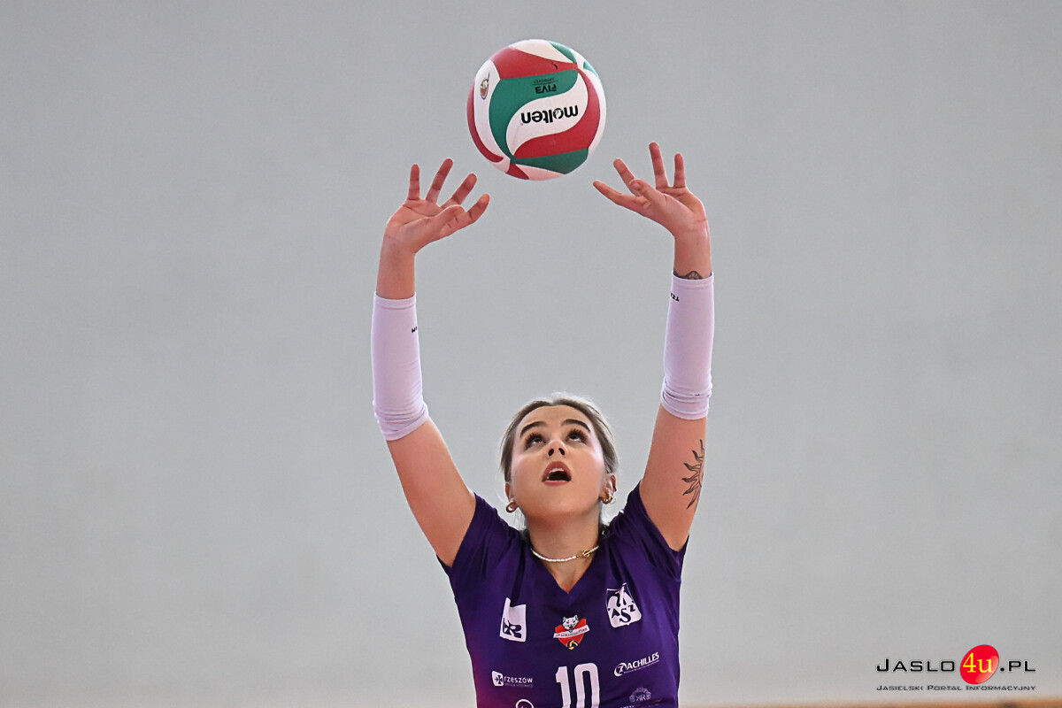 UKS MOSiR Jasło - AZS UR Developres II Rzeszów 2:3