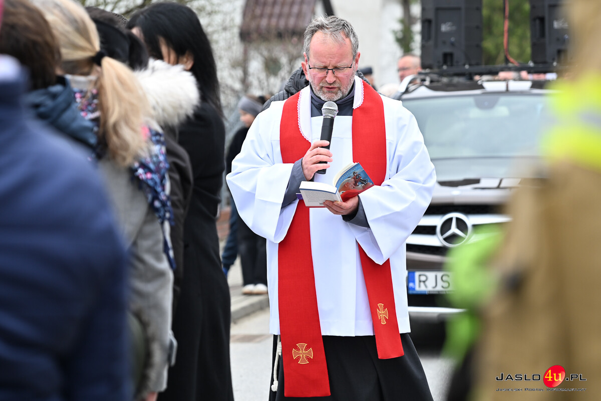 Droga Krzyżowa plenerowa w Kołaczycach 2026