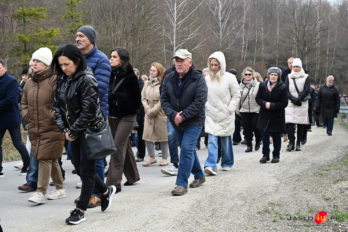 Droga Krzyżowa plenerowa w Kołaczycach 2026