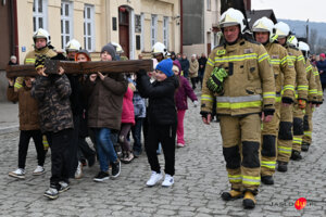 Droga Krzyżowa plenerowa w Kołaczycach 2026