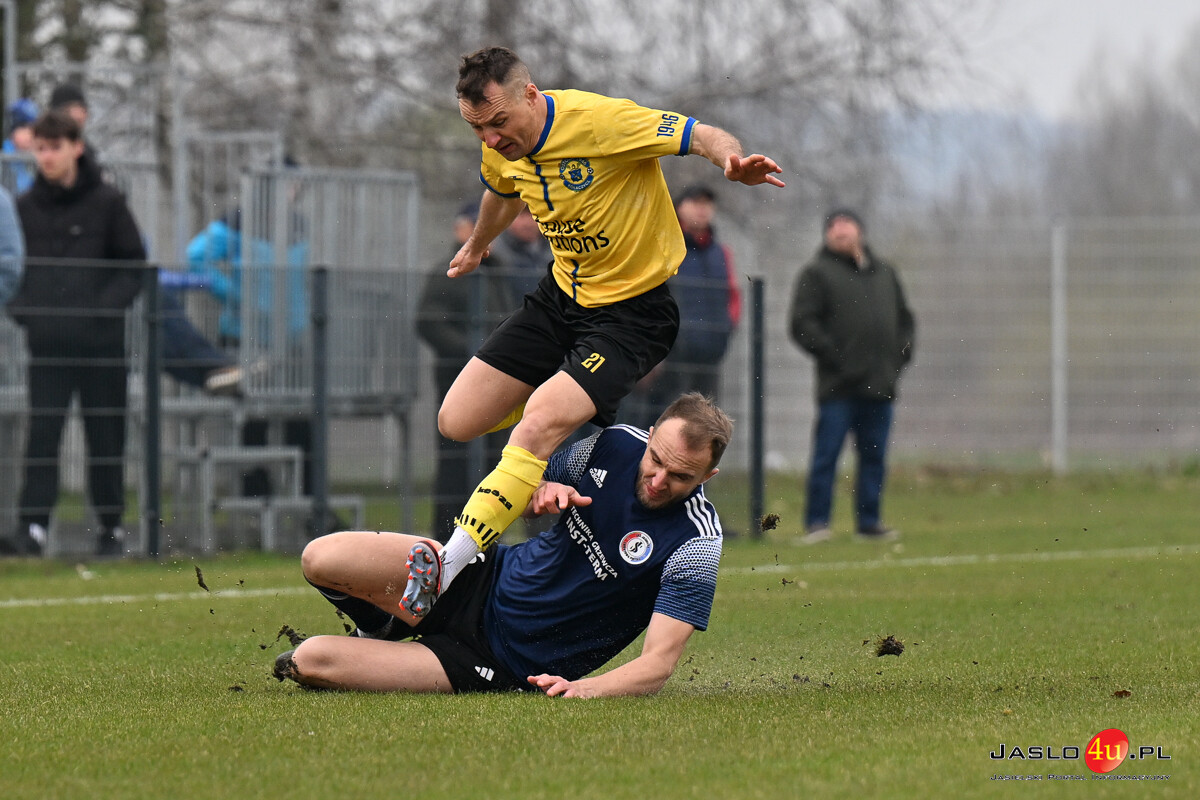 Ostoja Kołaczyce - Jasiołka Świerzowa 3:0