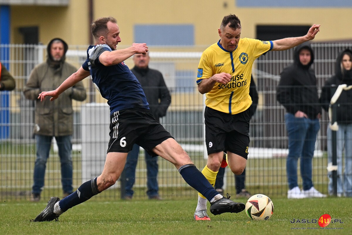Ostoja Kołaczyce - Jasiołka Świerzowa 3:0