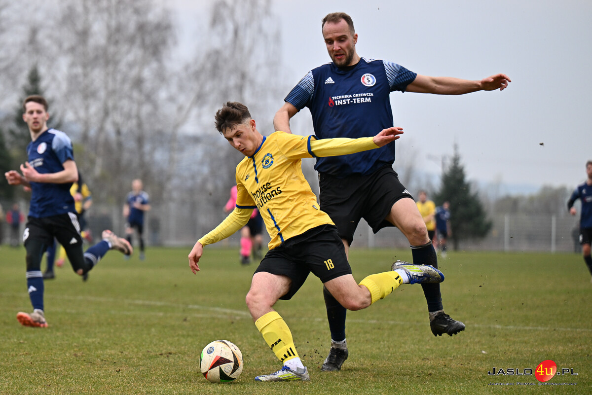 Ostoja Kołaczyce - Jasiołka Świerzowa 3:0