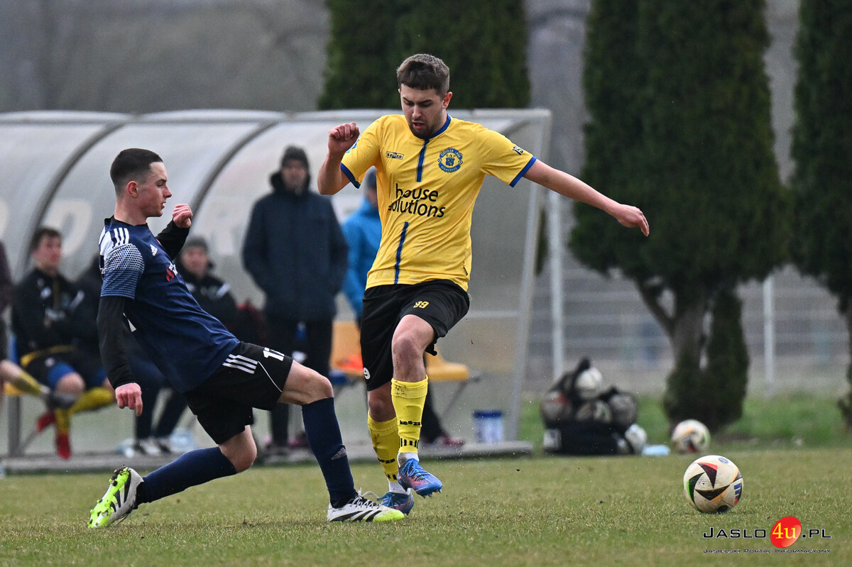 Ostoja Kołaczyce - Jasiołka Świerzowa 3:0