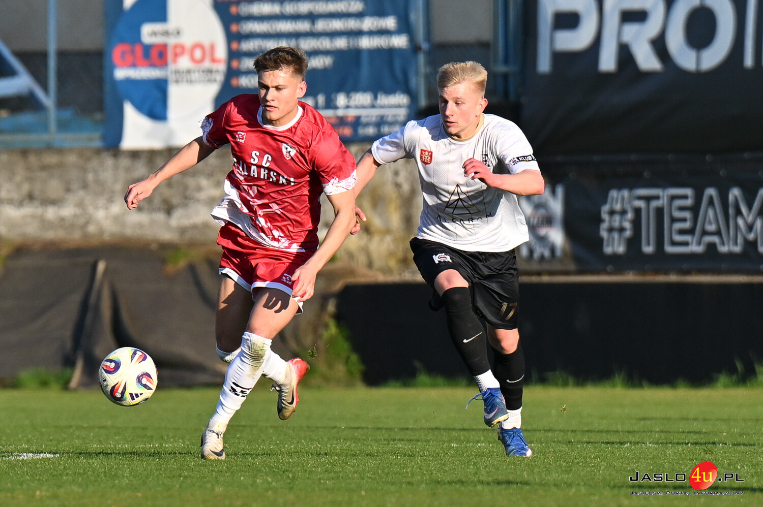 Czarni Jasło - Cosmos Nowotaniec 0:4