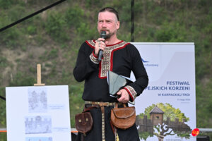 Funduszowy Maj w Karpackiej Troi