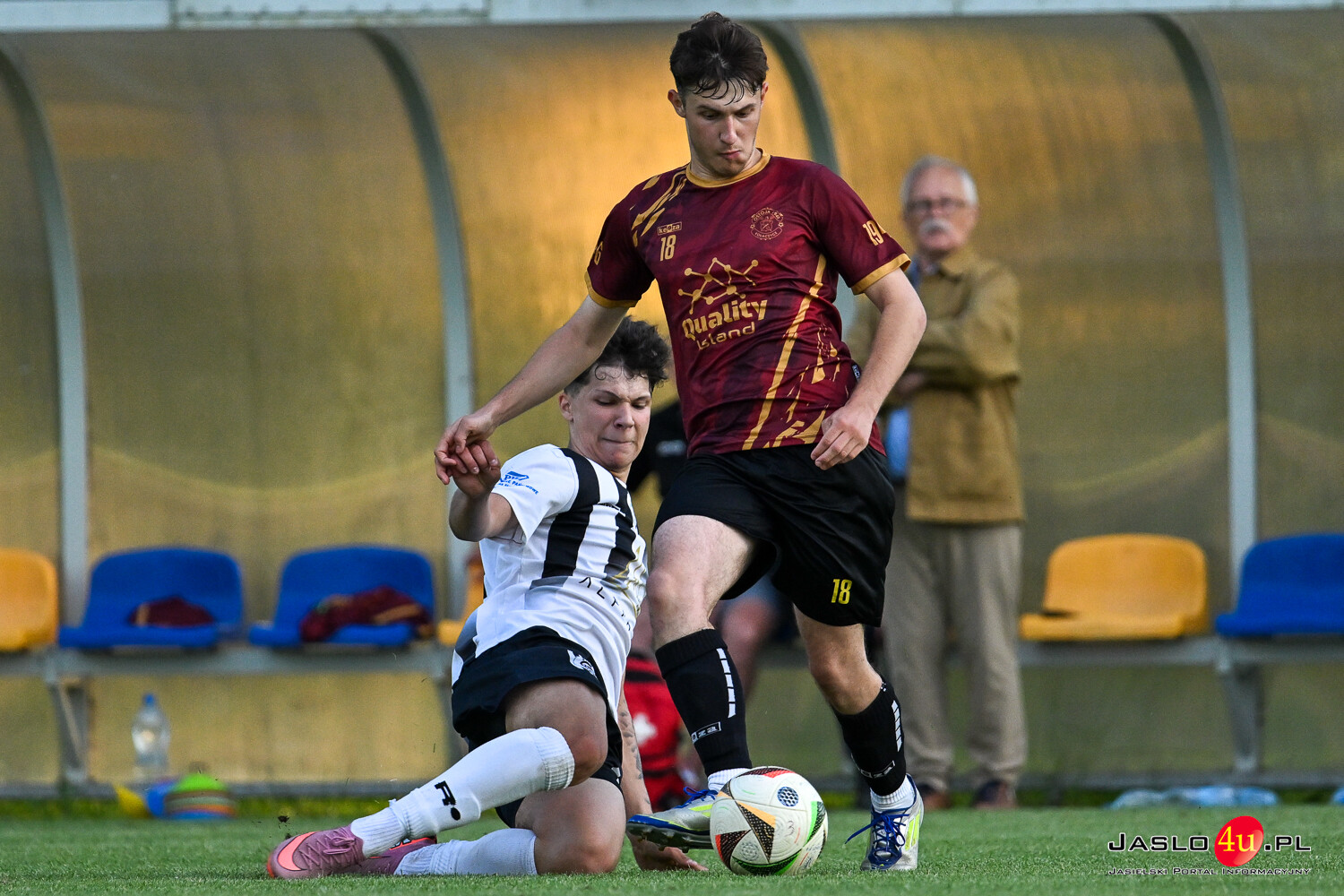 Ostoja Kołaczyce - Czarni Jasło II 0:2