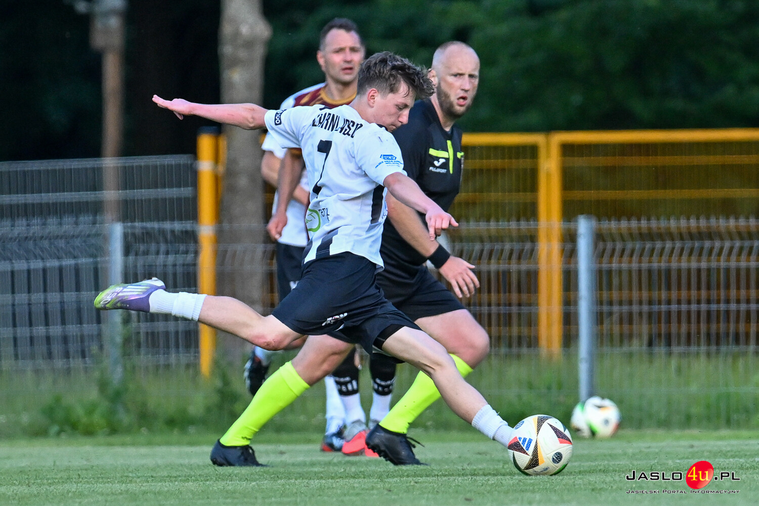 Ostoja Kołaczyce - Czarni Jasło II 0:2