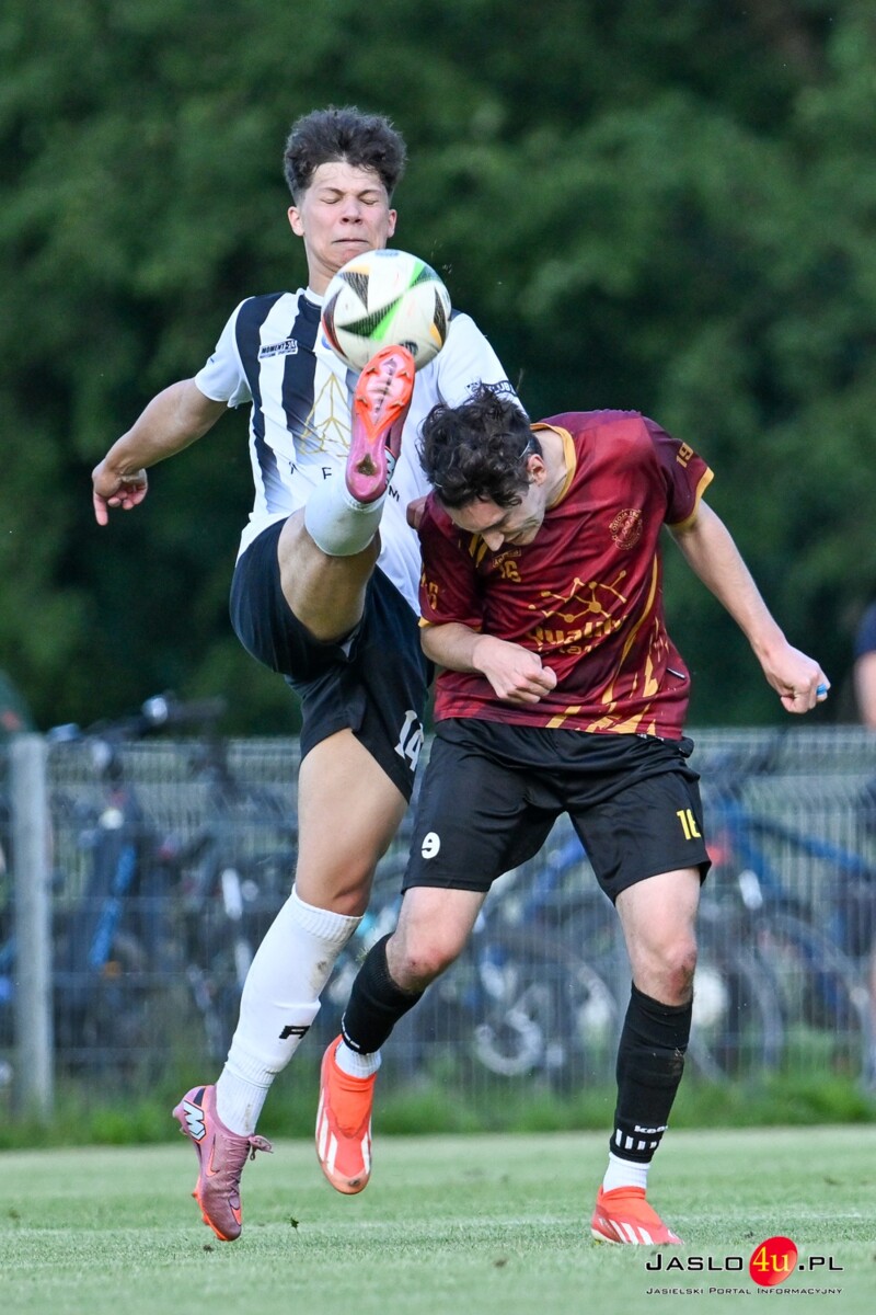 Ostoja Kołaczyce - Czarni Jasło II 0:2