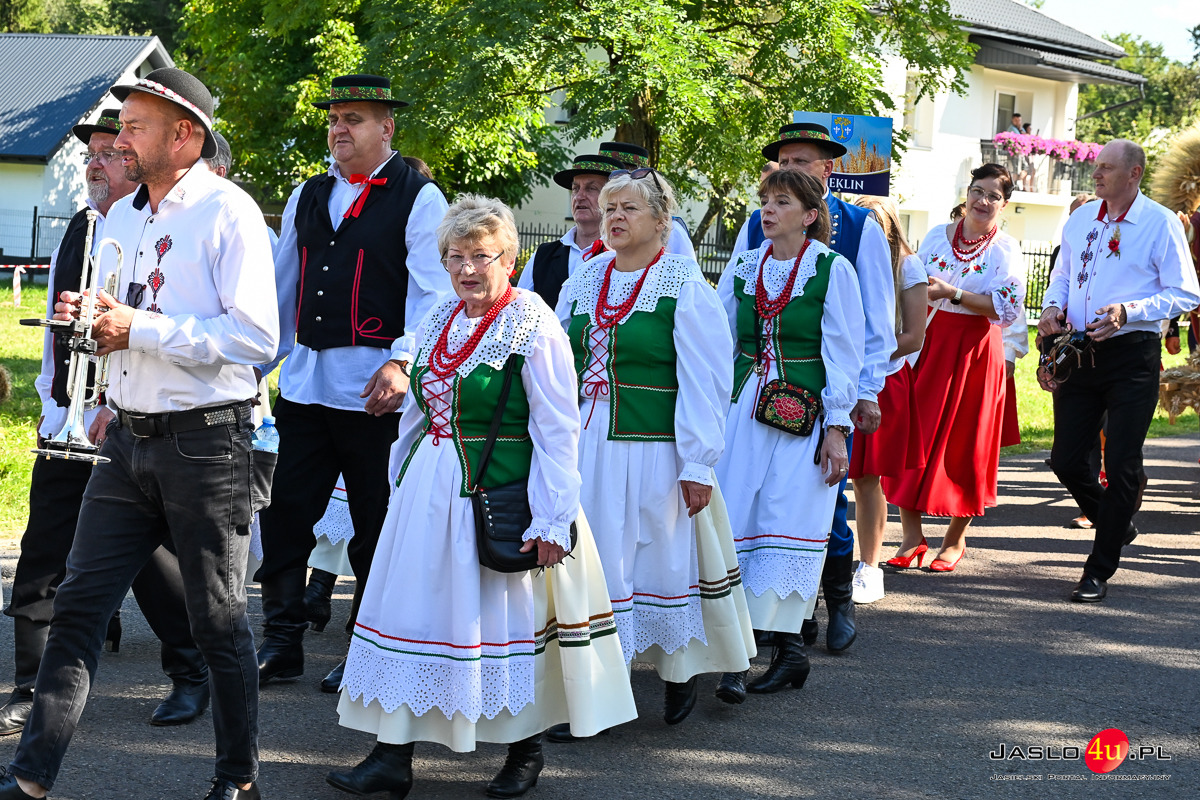 Dożynki Gminy Dębowiec w Cieklinie