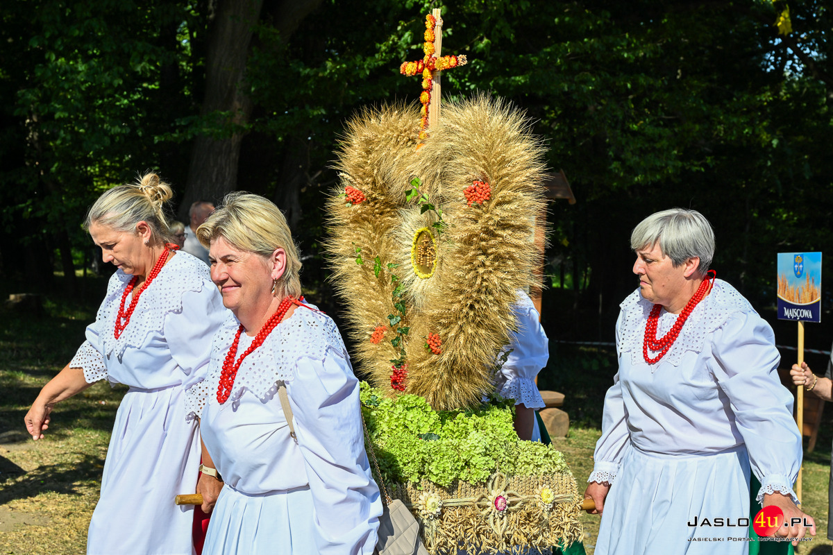 Dożynki Gminy Dębowiec w Cieklinie