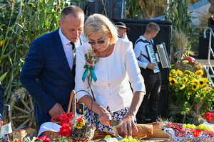 Dożynki Gminy Dębowiec w Cieklinie