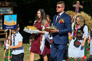 Dożynki Gminy Dębowiec w Cieklinie