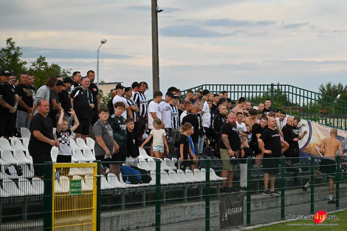 JKS Czarni Jasło - KS Wiązownica 1:3